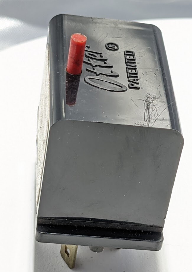 ROLLS ROYCE SILVER SPUR SPORIT CIRCUIT BREAKER UD18476 OTTER