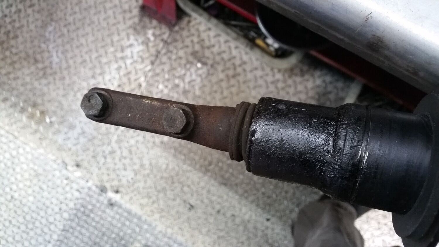 75 to 80 ROLLS ROYCE SILVER SHADOW STEERING COLUMN SHAFT AND JACKET