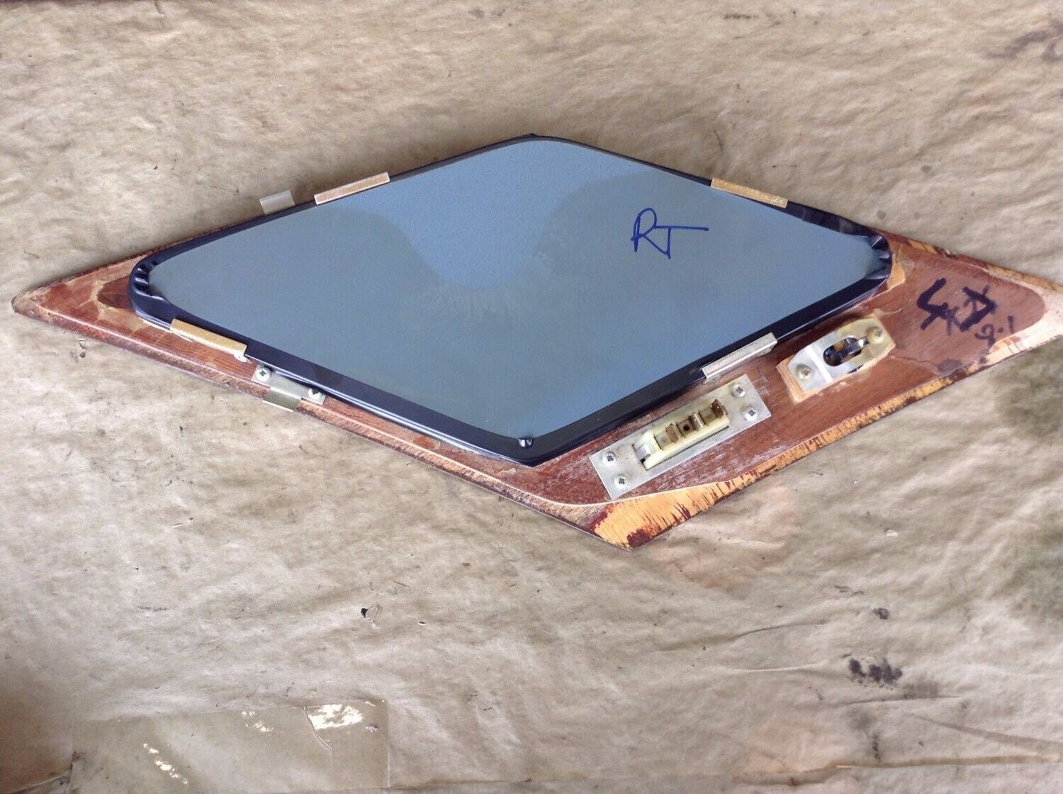 81 - 98 ROLLS ROYCE SILVER SPUR REAR RIGHT VANITY MIRROR