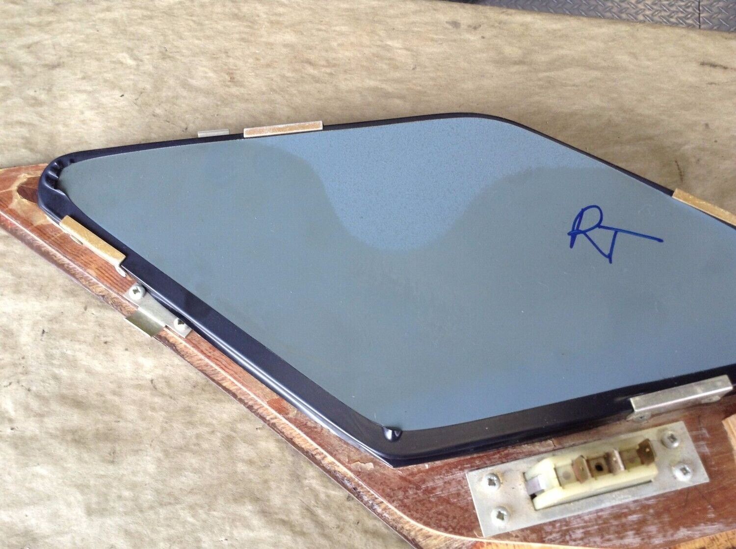 81 - 98 ROLLS ROYCE SILVER SPUR REAR RIGHT VANITY MIRROR