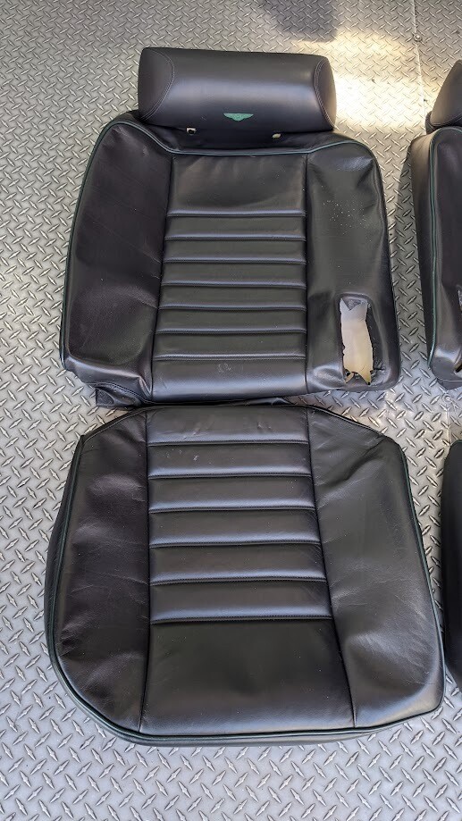 91 TO 98 BENTLEY TURBO R REAR SEAT SKIN AND HEADRESTS