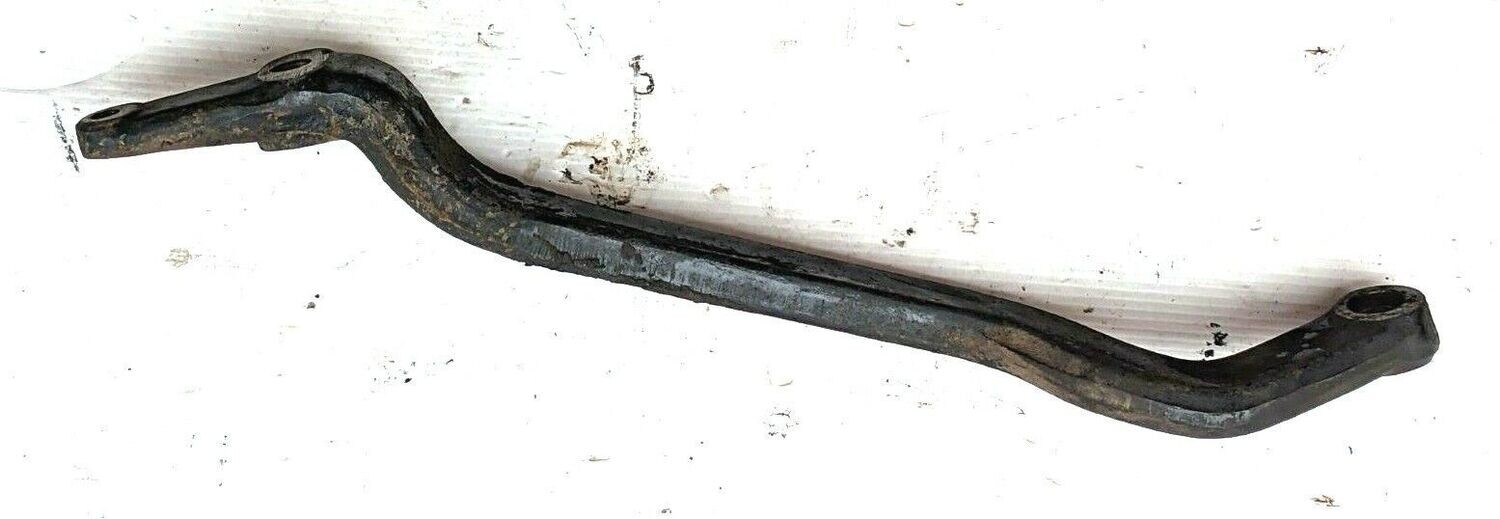 65 - 80 ROLLS ROYCE SILVER SHADOW FRONT REARWARD RIGHT CONTROL ARM UR12876