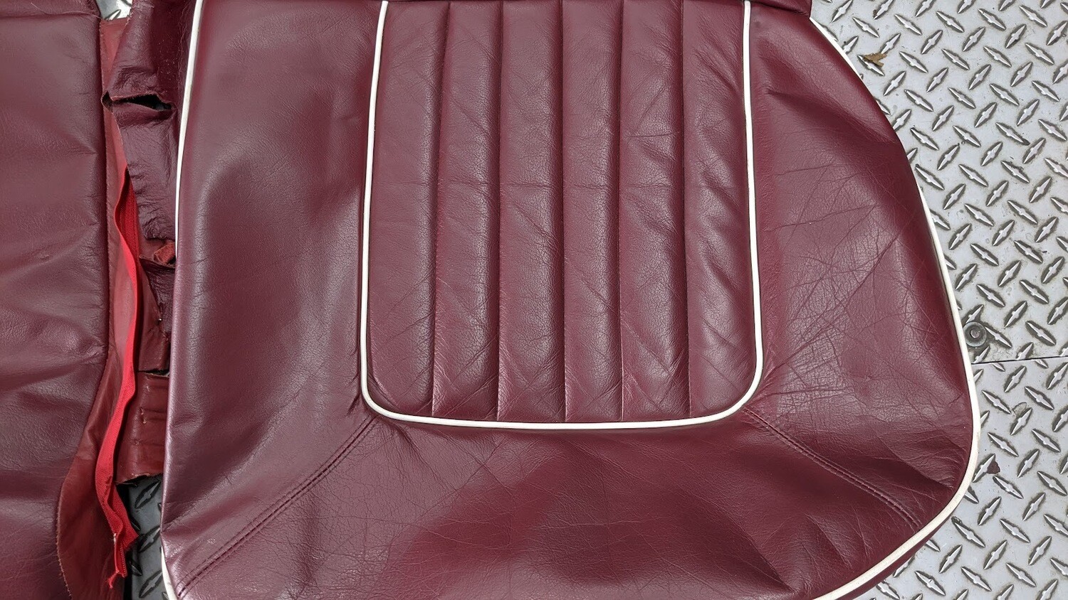 81 TO 94 Rolls Royce Silver Spur rear seat skin on Burgundy and white