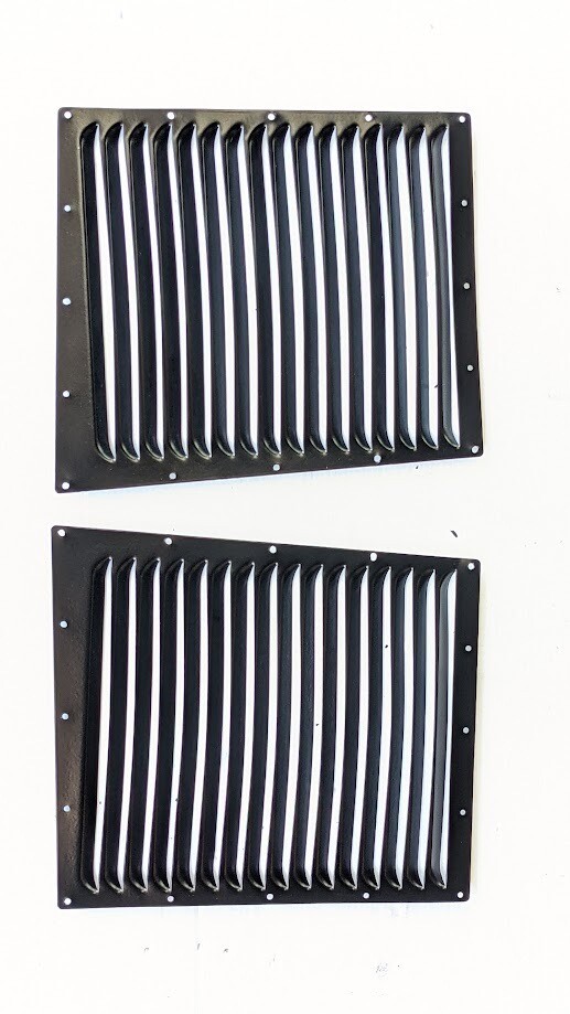FERRARI 308 GTSi part RIGHT AND LEFT REAR UNDER QUATER PANEL GRILLE SET RESTORED