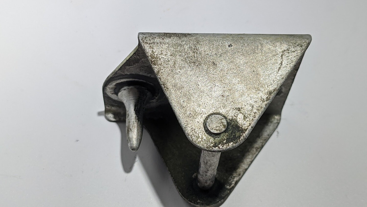 65 - 80 ROLLS ROYCE SILVER SHADOW HOOD right HOOD CATCH BONNET UB17992