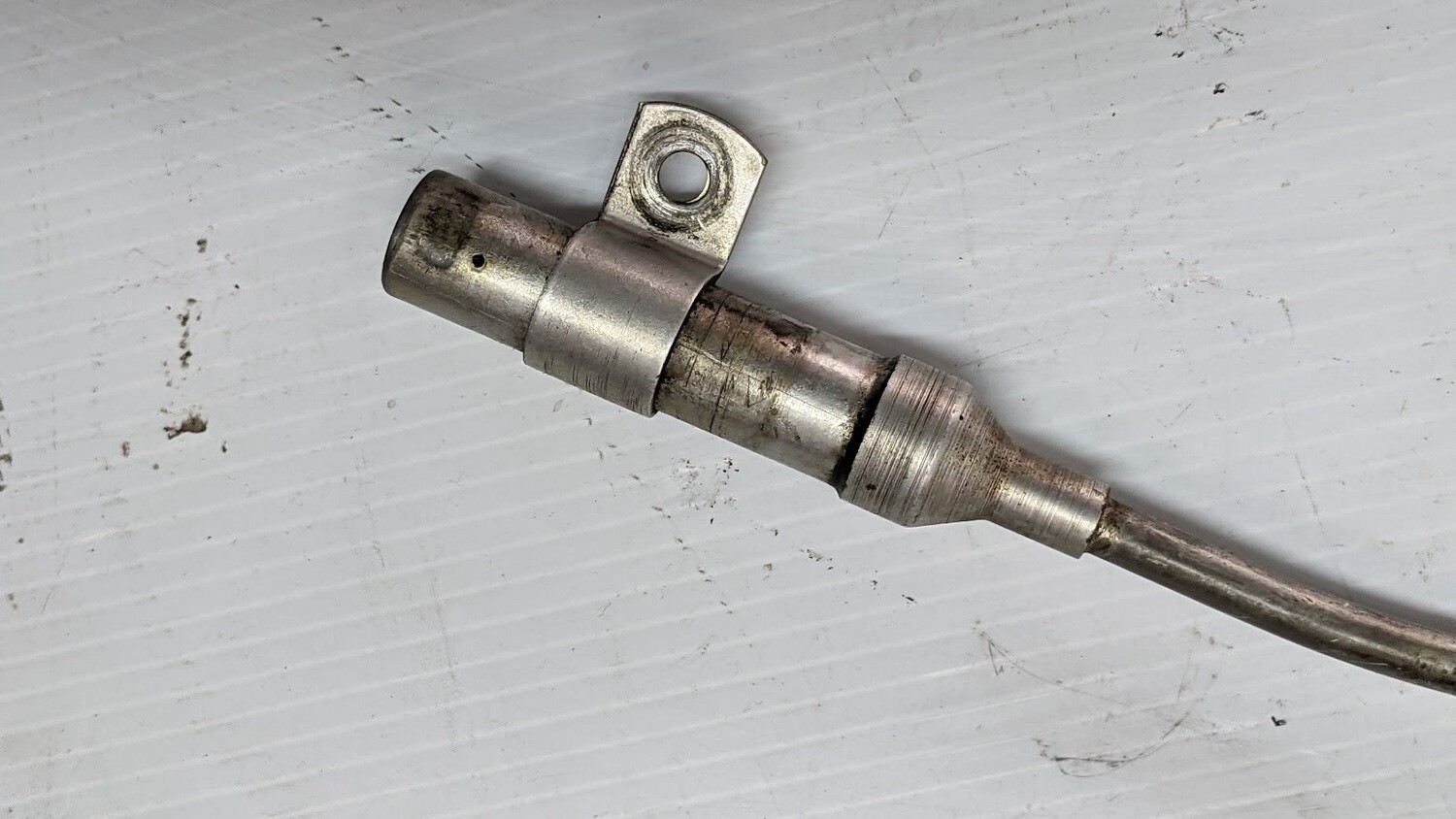 ROLLS ROYCE SILVER SHADOW II SPRUR PART ENGINE DIP STICK TUBE UE38300