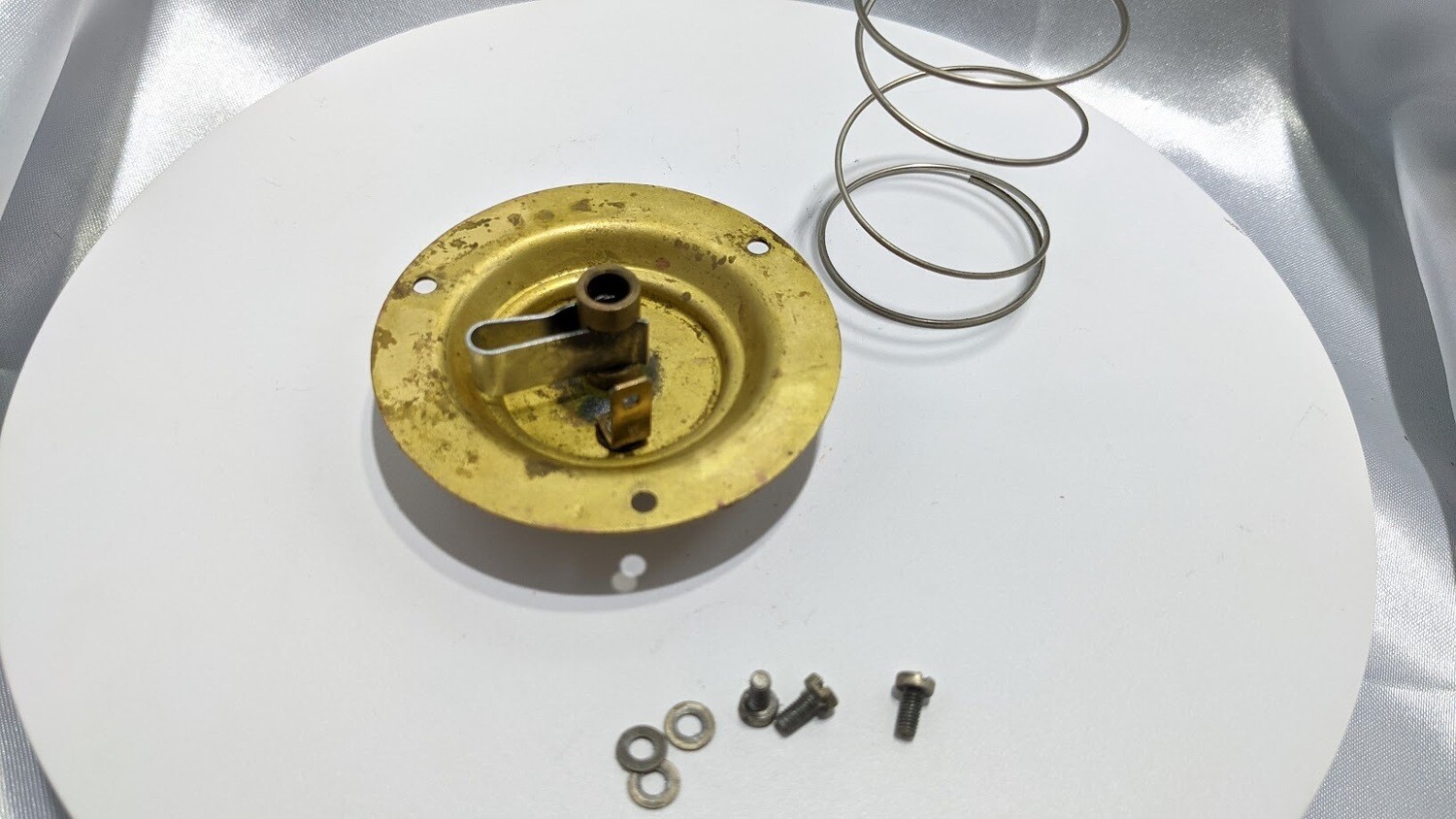 Rolls Royce Silver Shadow CORNICHE STEERING COLUMN HORN BUTTON UPPER CONTACT PLATE UR20344