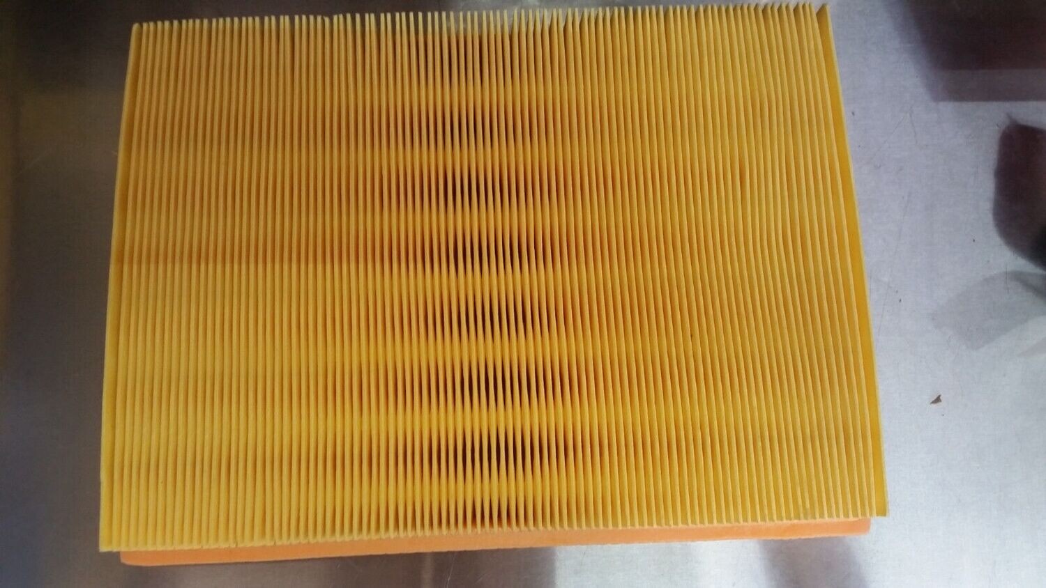 ROLLS-ROYCE SILVER SPUR AIR FILTER  UE70123 late spur