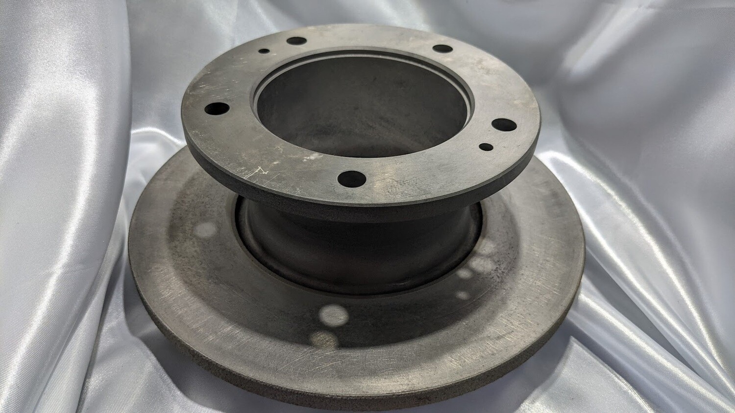 91-99 ROLLS ROYCE SILVER SPUR CORNICHE rear BRAKE DISC PAIR ROTORS	JNV615583 pre owned