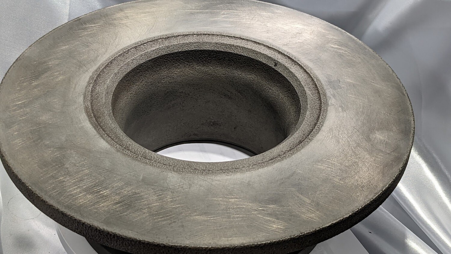 91-99 ROLLS ROYCE SILVER SPUR CORNICHE rear BRAKE DISC PAIR ROTORS	JNV615583 pre owned