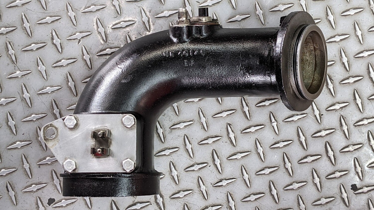 Rolls Royce Silver Shadow II and Corniche carburetor USA INTAKE TUBE UE40175