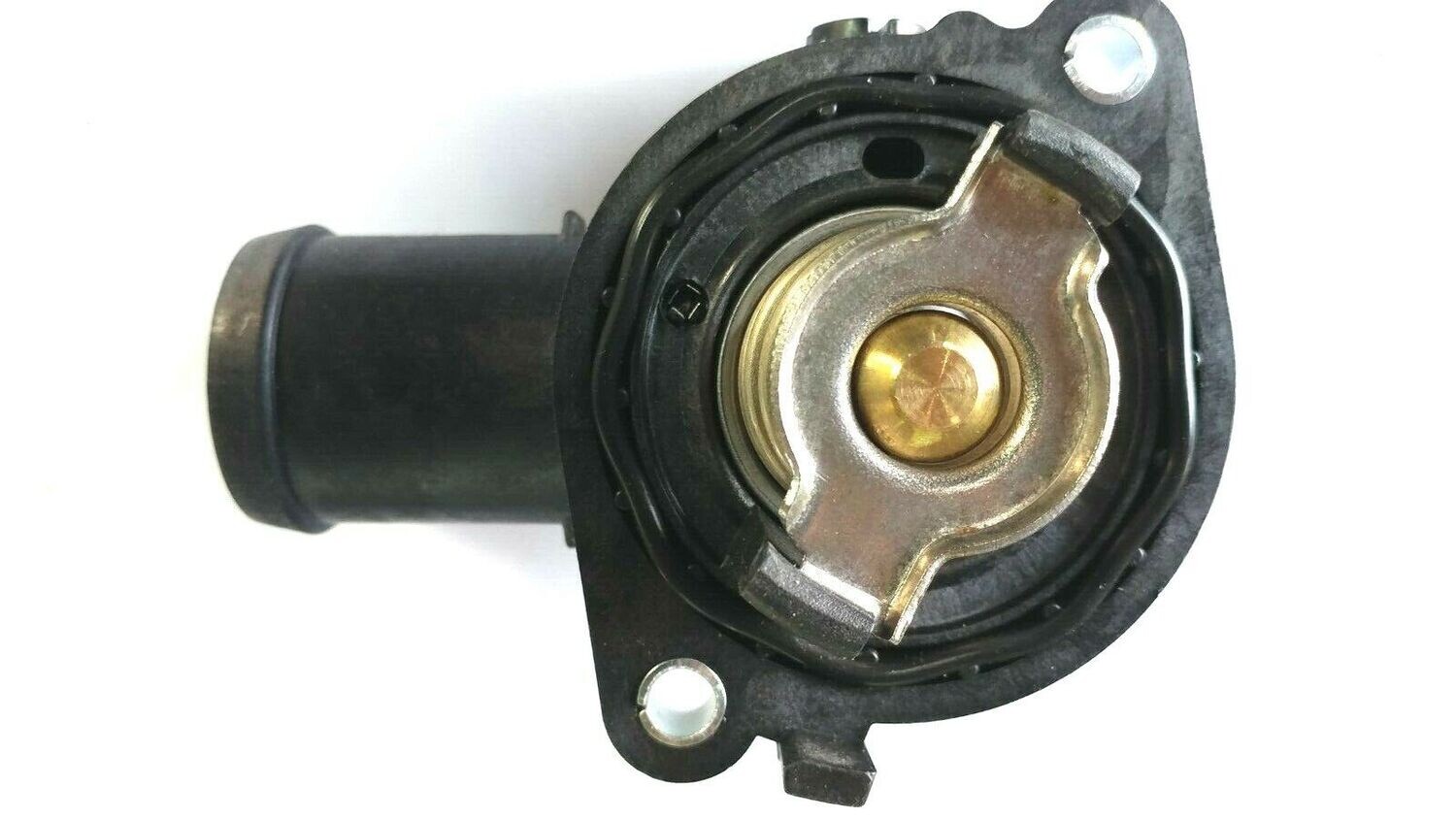 ECP Maserati QUATTROPORTE  2014 on 3.0 V6 WATER PUMP AND GASKET 297912 299667 AND THERMOSTAT NEW