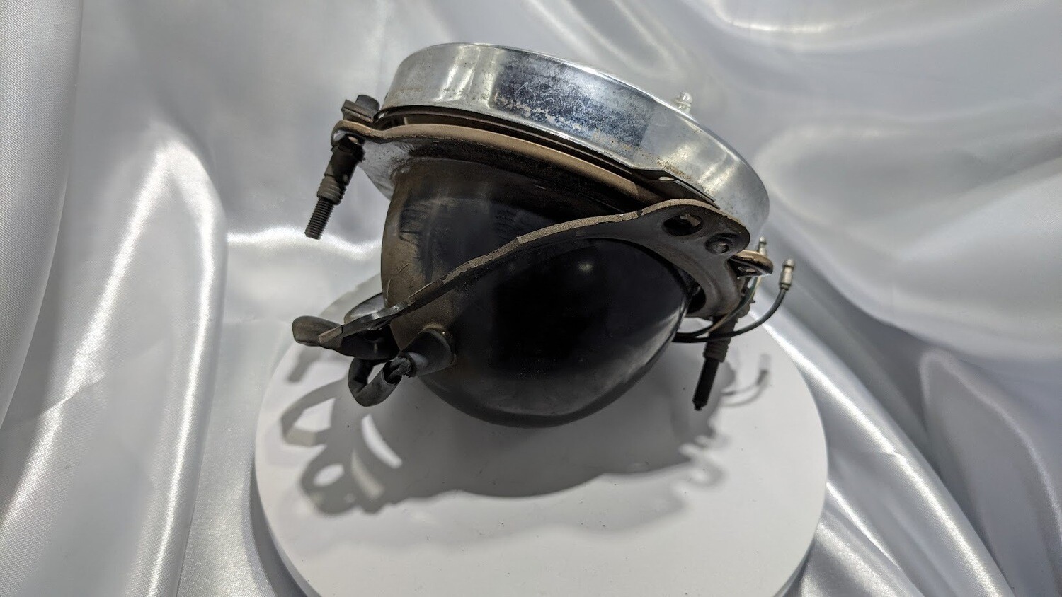 ROLLS ROYCE SILVER SHADOW II CORNICHE  PART FRONT HEADLIGHT ASSEMBLY INBOUND  UD18782
