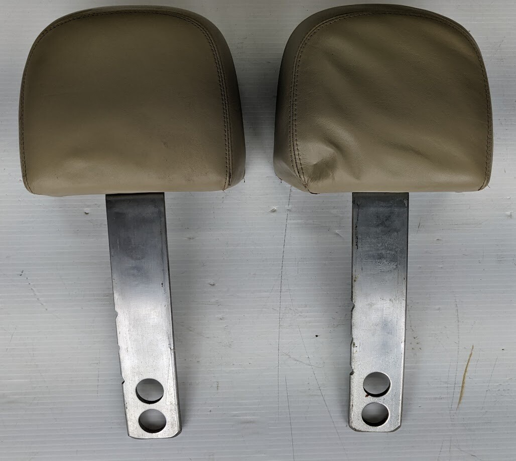 67 to 80 Rolls Royce Silver Shadow front LEFT and RIGHT seat HEADREST UB16810