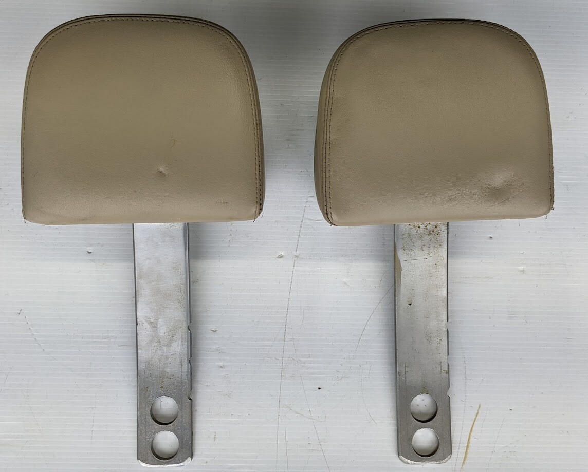 67 to 80 Rolls Royce Silver Shadow front LEFT and RIGHT seat HEADREST UB16810