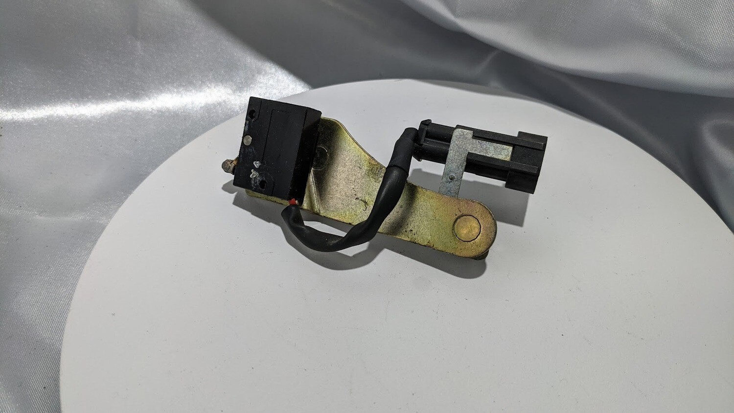 FERRARI 360 MODENA SPIDER DOOR WINDOW POSITION MICRO SWITCH 168617