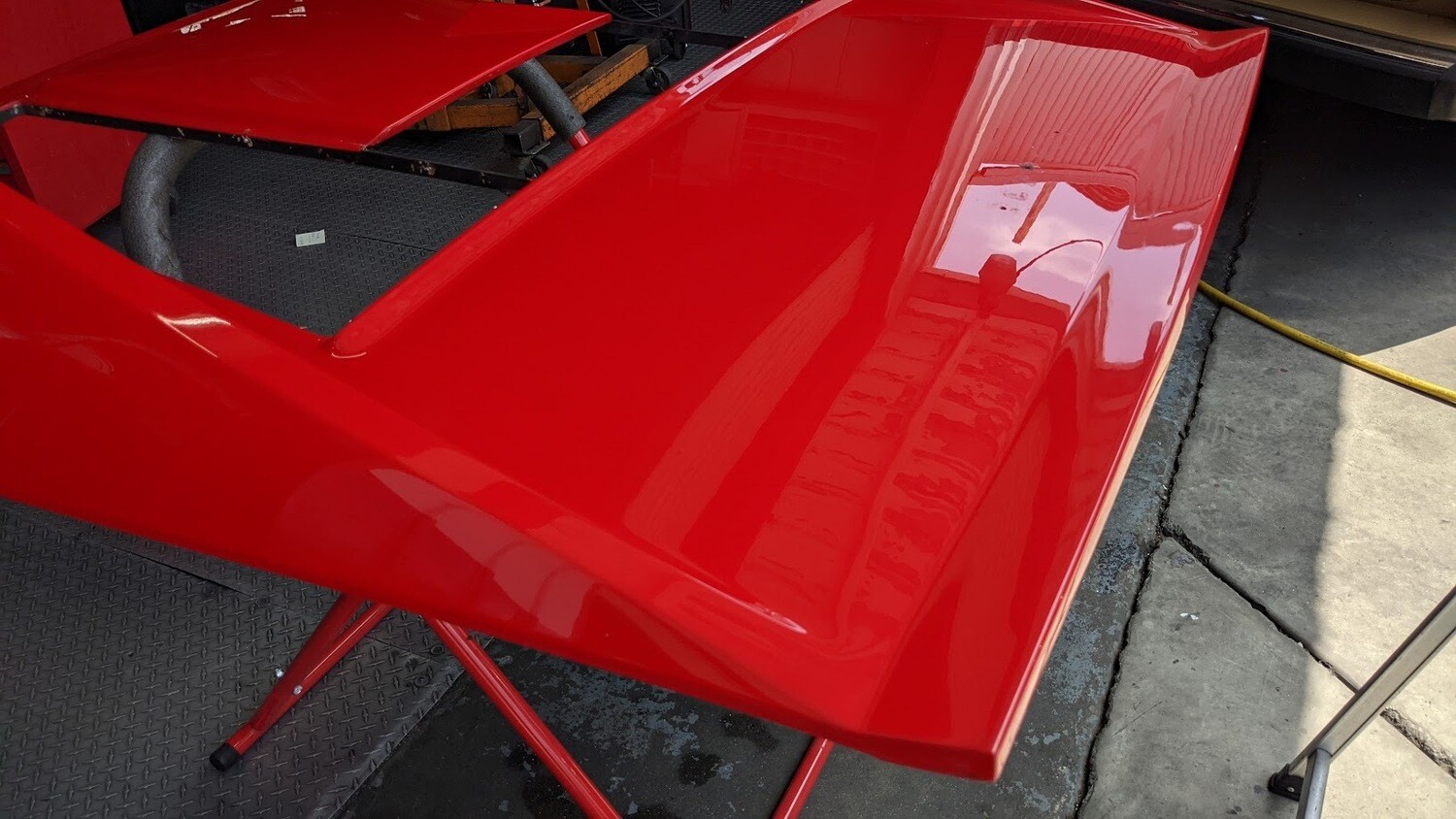 FERRARI 308 328 GTSi part REAR ENGINE COMPARTMENT LID USA 61900200