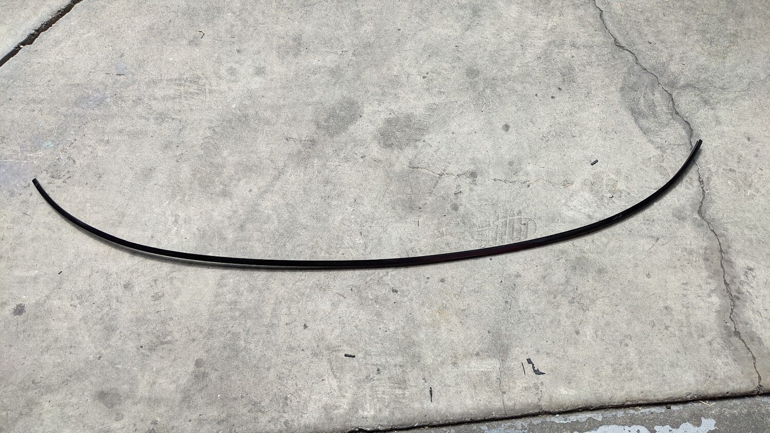 FERRARI 348  355 PARTS front WINDSCREEN WINDSHIELD LOWER TRIM 62198800L