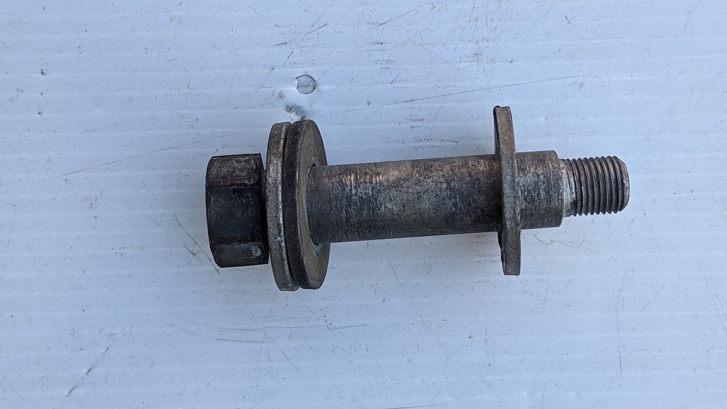 65 - 80 ROLLS ROYCE SILVER SHADOW  BUMPER FASTENING BOLT AND WASHERS