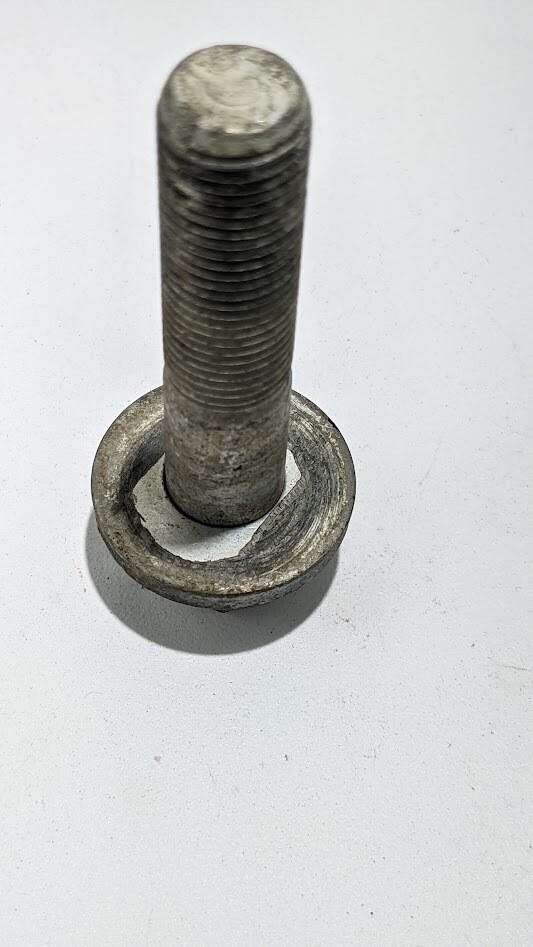 65 - 80 ROLLS ROYCE SILVER SHADOW BUMPER BRACKET HOLDING SCREW
