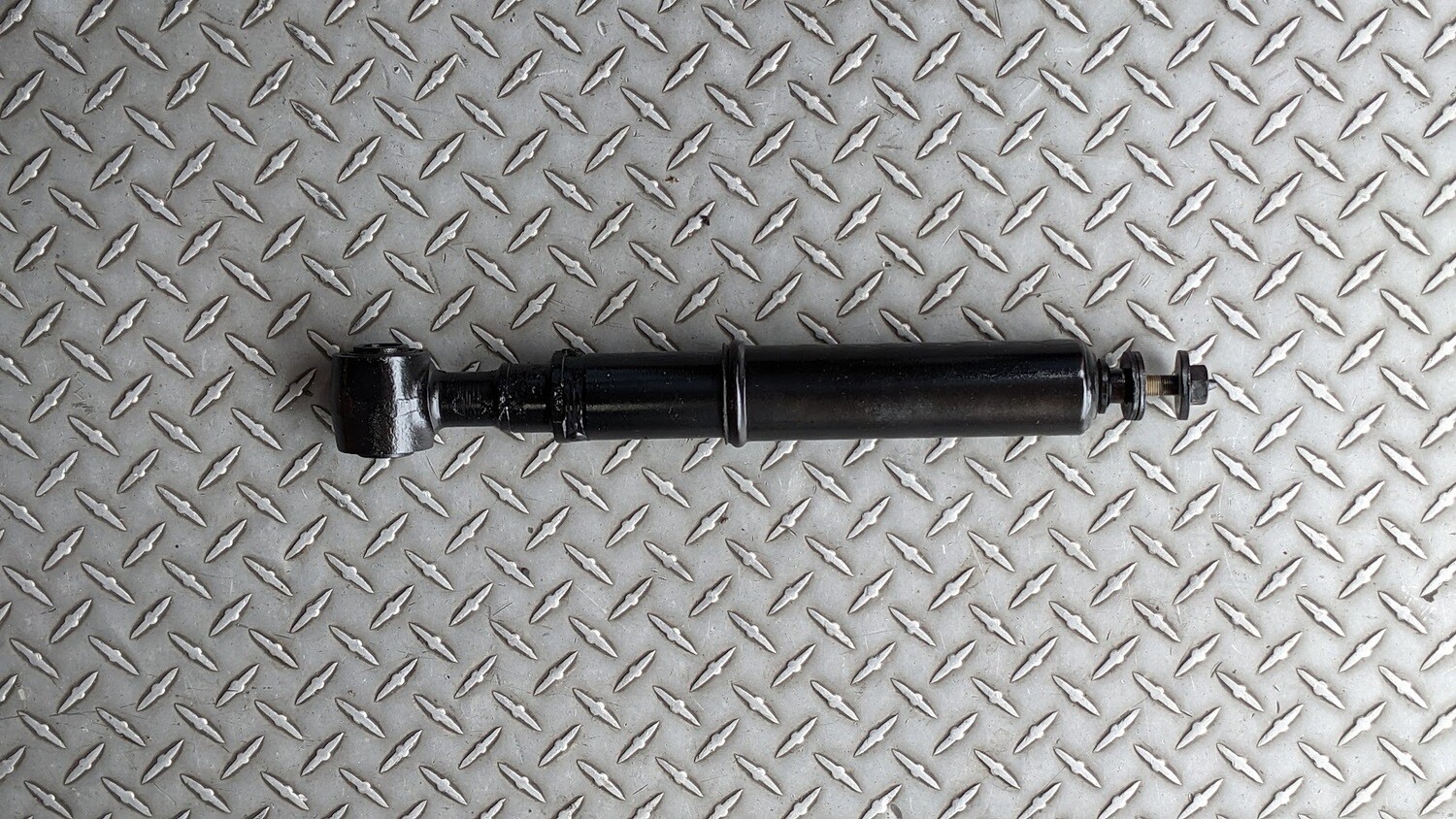 ROLLS ROYCE SILVER SHADOW FRONT or REAR BUMPER SHOCK ABSORBER UR21769