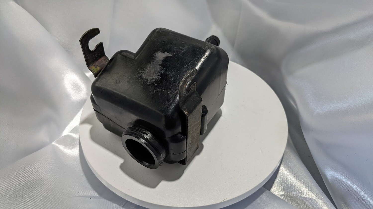 LATE ROLLS ROYCE SILVER SPUR power steering PLASTIC reservoir with cap UE46315