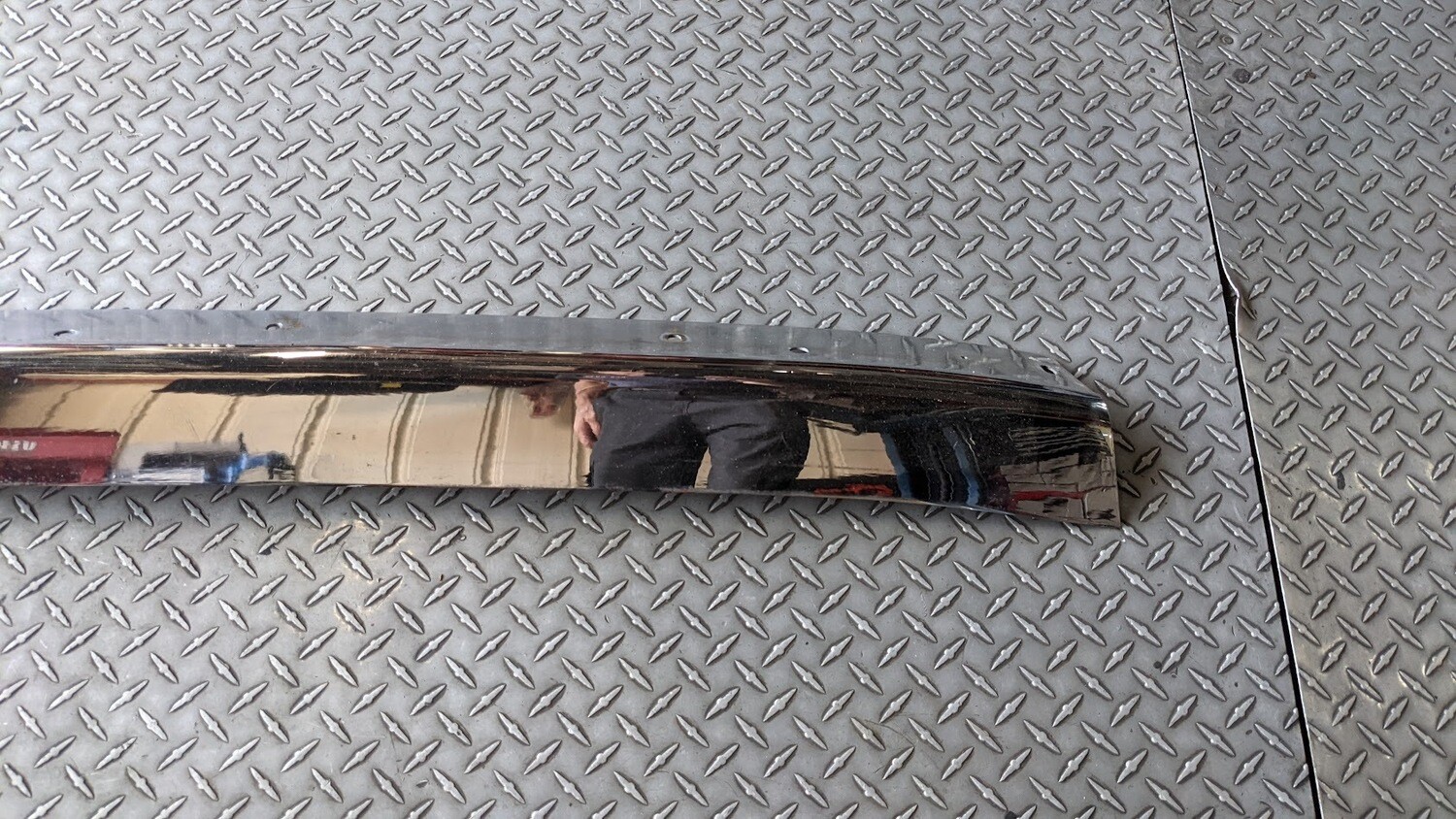 ROLLS ROYCE SILVER SHADOW REAR BUMPER UPPER CHROME FACE