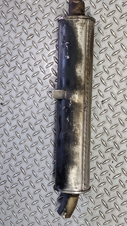 ROLLS ROYCE SILVER SPUR BENTLEY CORNICHE EXHAUST muffler REAR UR22032