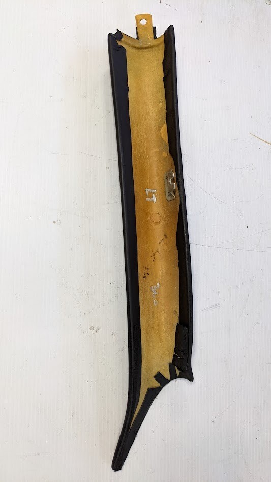 FERRARI PART 360 SPIDER LEFT A PILLAR WINDSHIELD FRAME COVER 65867901L BLACK USA