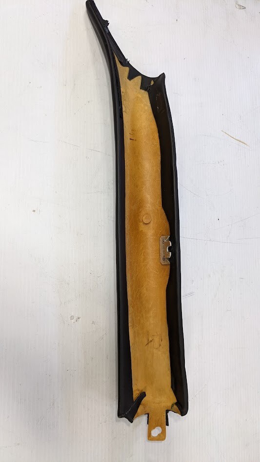 FERRARI PART 360 SPIDER RIGHT A PILLAR WINDSHIELD FRAME COVER 65867701 BLACK USA