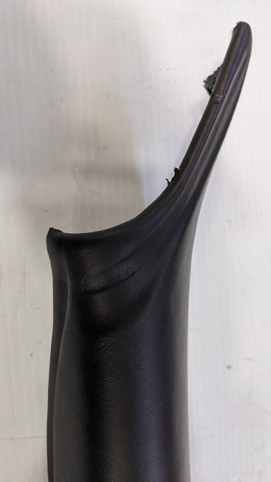 FERRARI PART 360 SPIDER RIGHT A PILLAR WINDSHIELD FRAME COVER 65867701 BLACK USA