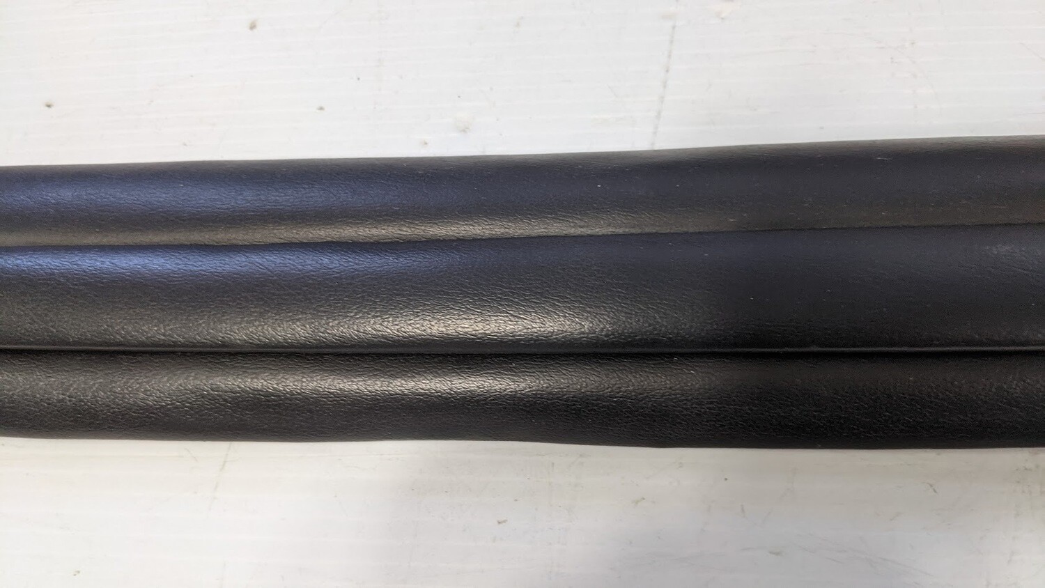 FERRARI 308 GTSi  inside cover A PILLAR WITH TRIM 60356805 left SIDE -