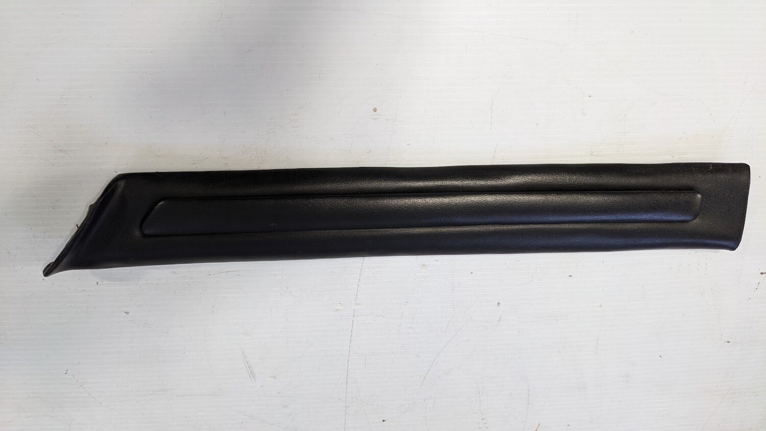 FERRARI 308 GTSi  inside cover A PILLAR WITH TRIM 60356805 left SIDE -