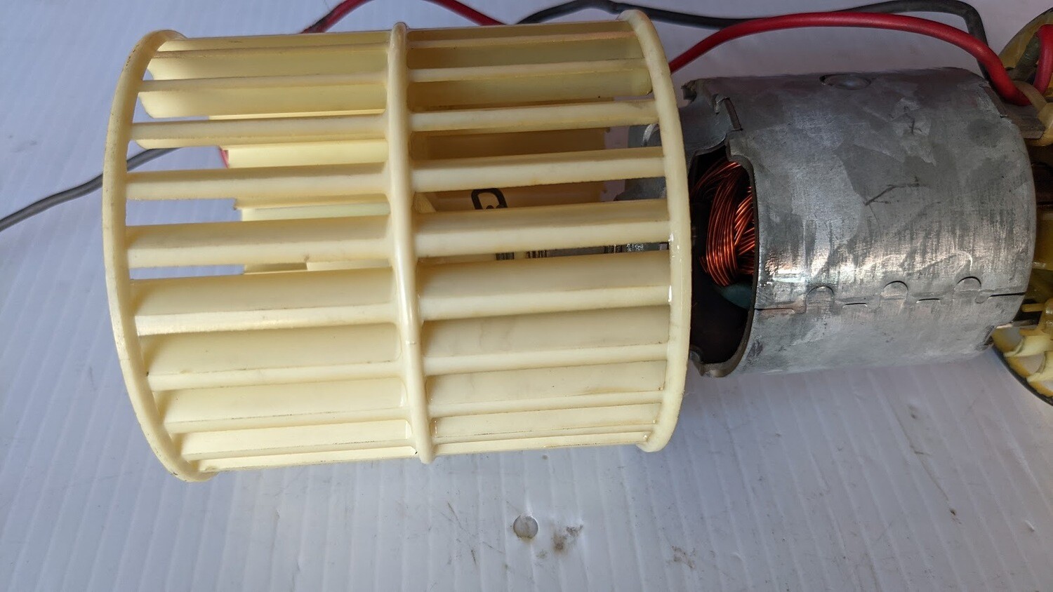 FERRARI 308 PARTS GTS AIR CONDITIONING EVAPORATOR BLOWER MOTOR