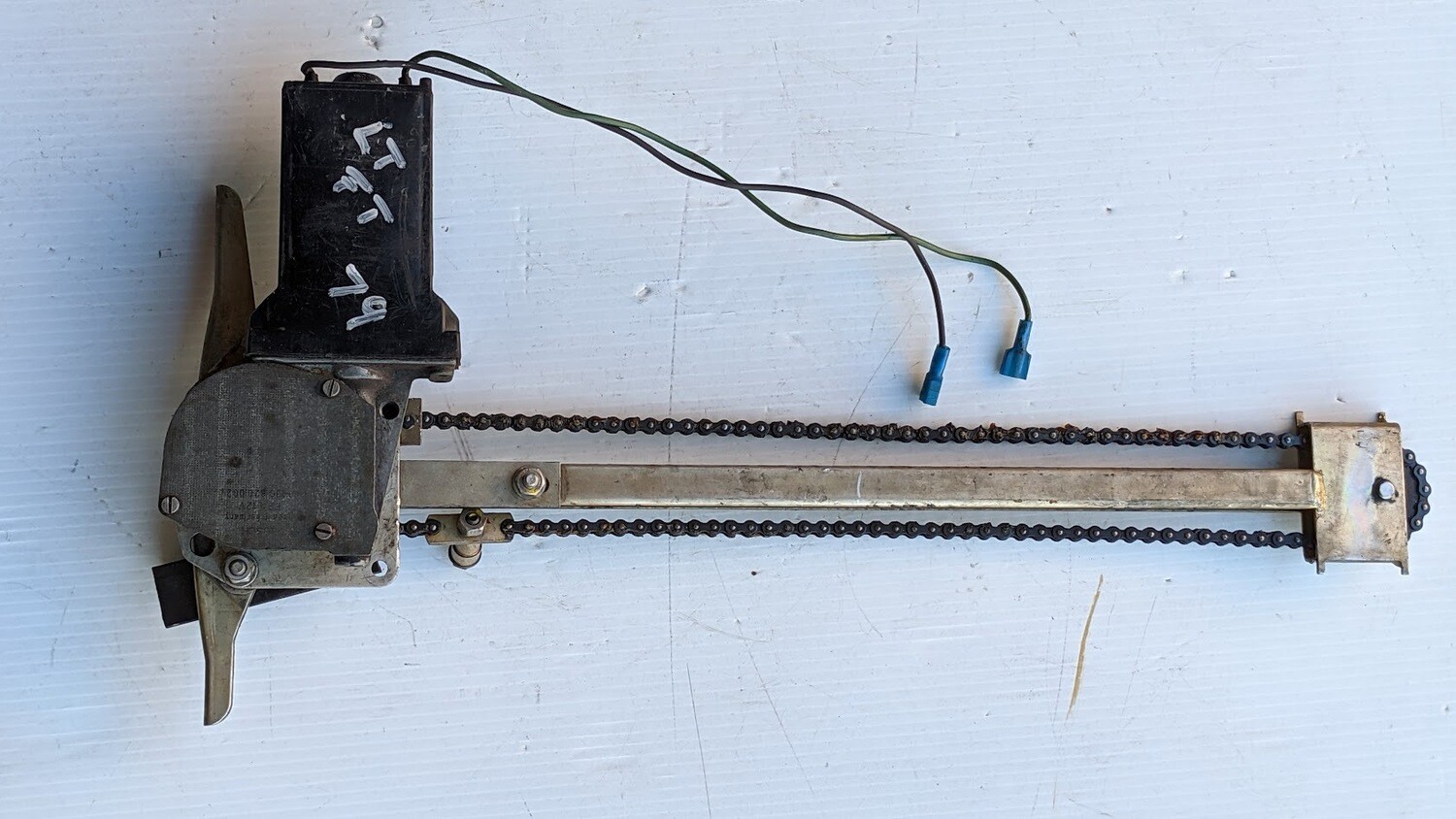 ROLLS ROYCE SILVER SHADOW ANY SIDE WINDOW REGULATOR complete with motor CUSTOM