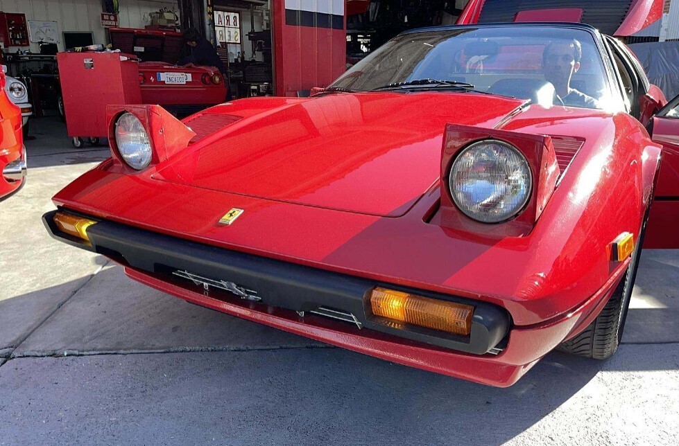 1981 FERRARI 308 GTSi ROSSO CORSA ON BLACK