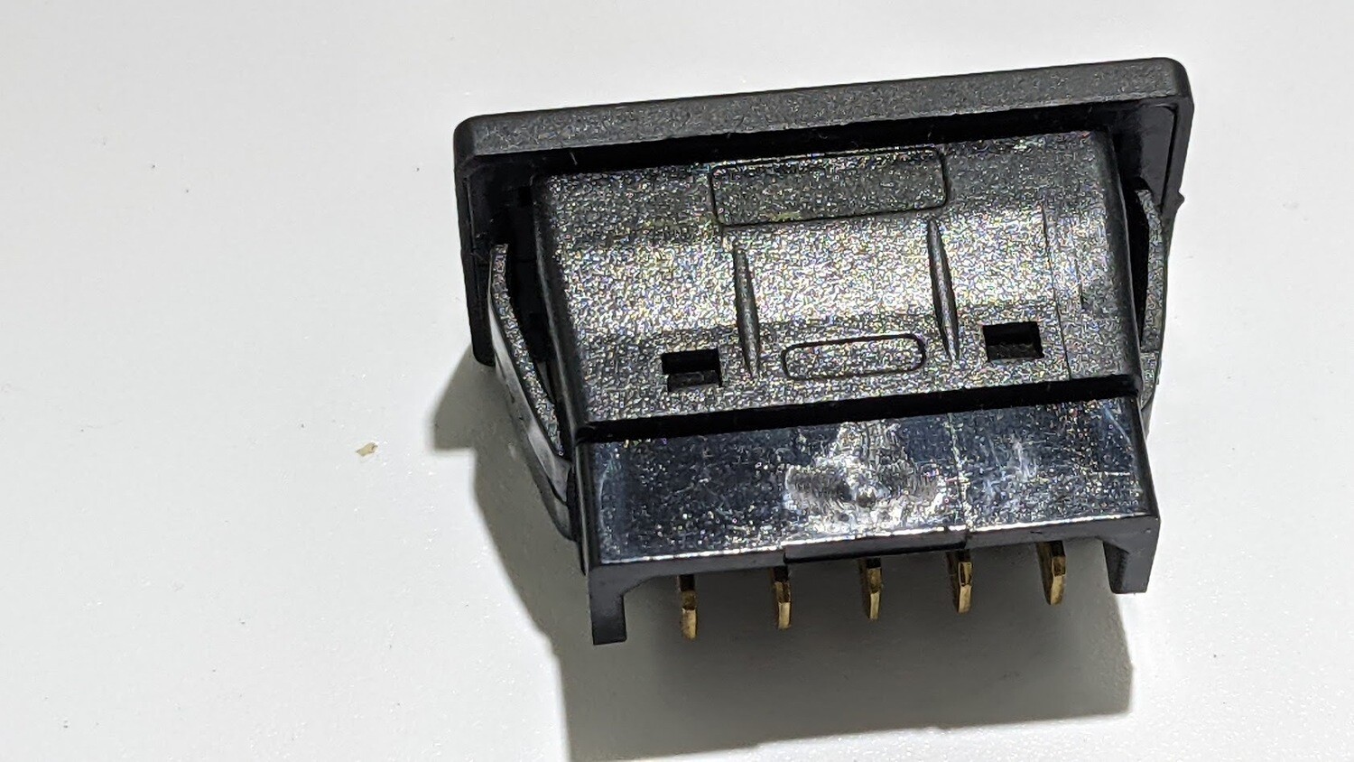FERRARI 208 288 308 PARTS one  window switch   114633