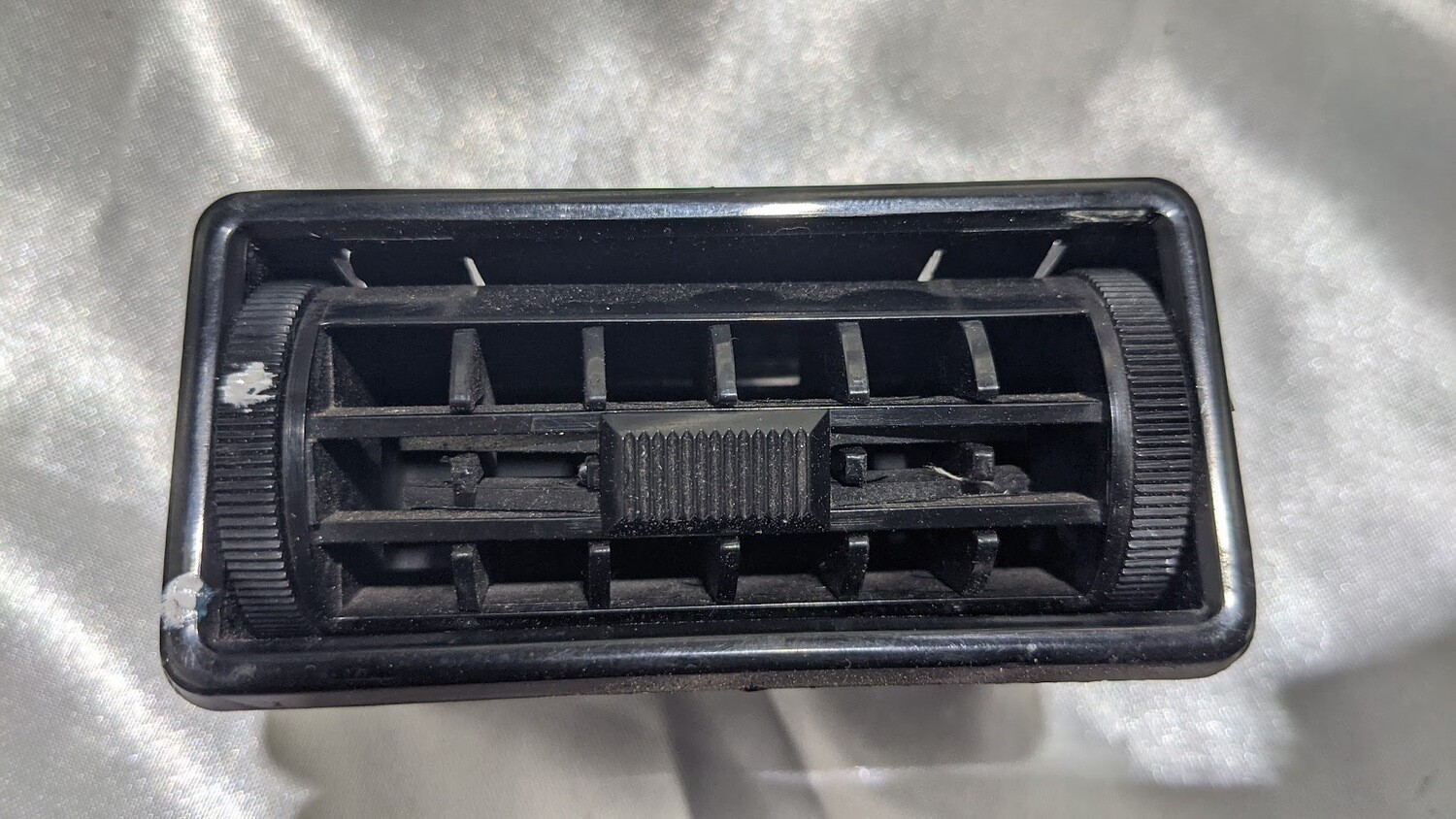 FERRARI 308 PARTS GTS under DASHBOARD AIR CONDITIONING VENT