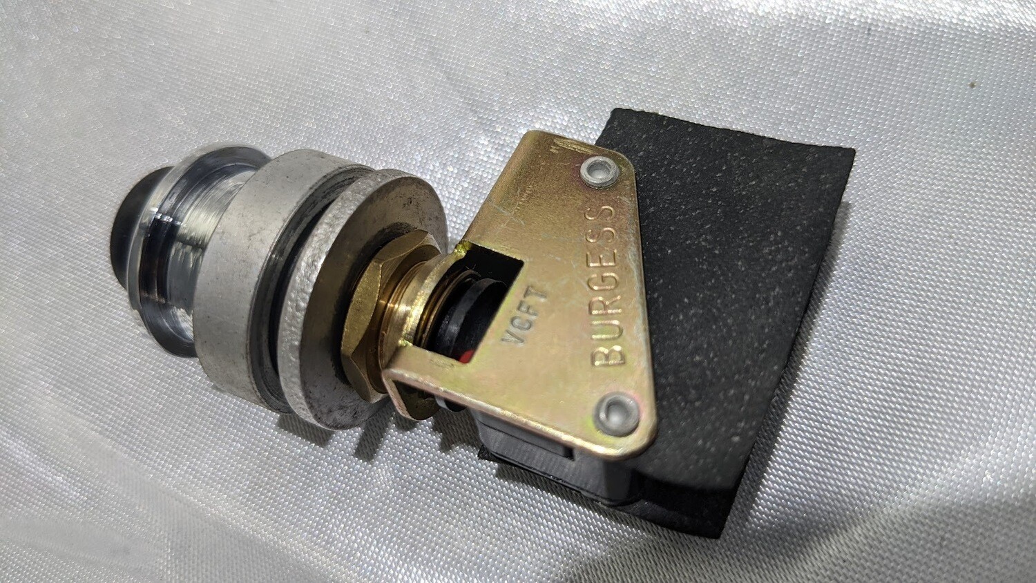 Rolls Royce Silver Spur Spirit ENGINE OIL LEVEL SCWITCH BUTTON