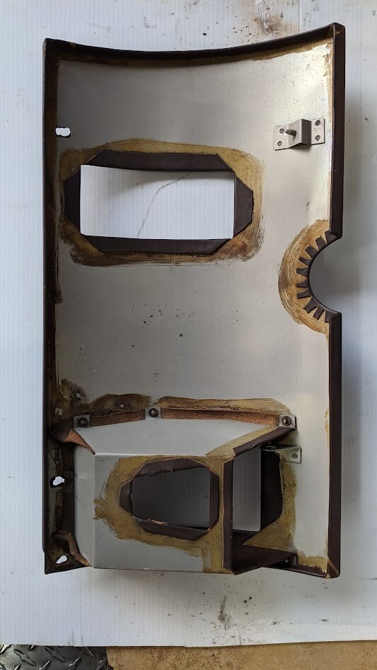 81 93 Rolls Royce Silver Spur Spirit under steering column cover brown