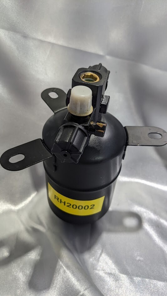Rolls Royce Silver SPUR air conditioning receiver dryer desiccant bottle UR70317