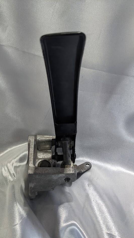 FERRARI 308 GTSi part ACCELERATOR PEDAL ASSEMBLY 105006