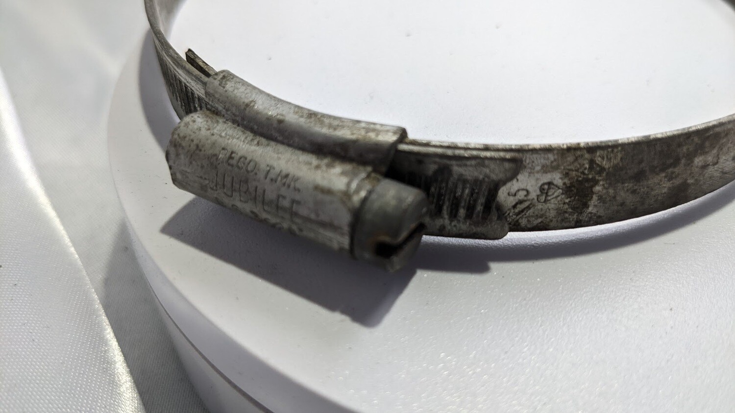 ROLLS ROYCE SILVER SHADOW II INTAKE TRUNKING HOSES CLAMP  UD4074