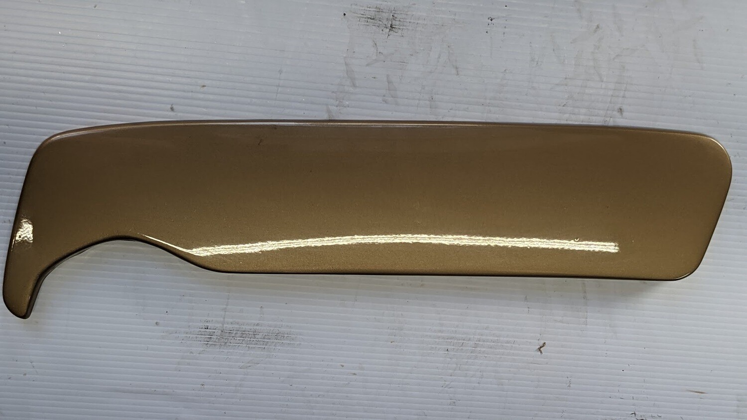 73 to 80 ROLLS ROYCE SILVER SHADOW LEFT FRONT BUMPER metal filler moldings GOLD
