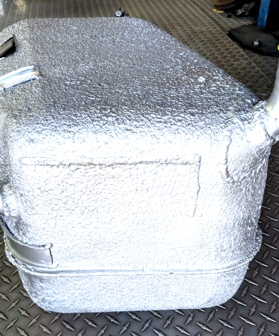 Ferrari 308 GTSi PART LEFT FUEL GAS PERTOL TANK 116606