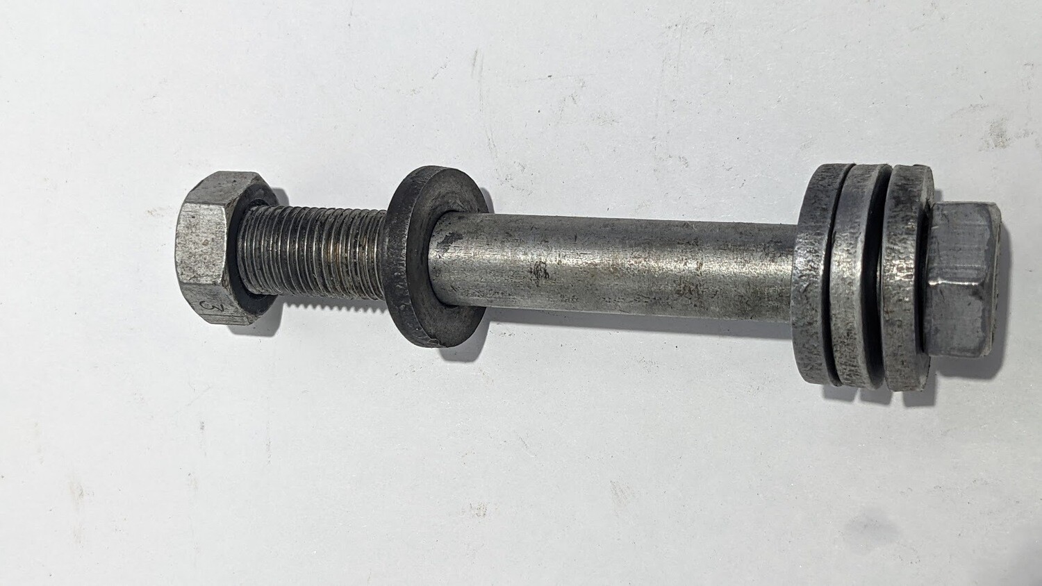Rolls Royce Silver Shadow rear stay bar link UG12035 fastening bolt and nut