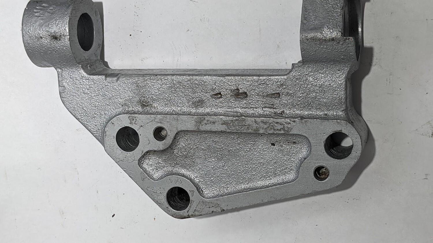 FERRARI 308 GTSi 328 mondial smog  secondary air injection pump holding LOWER  bracket