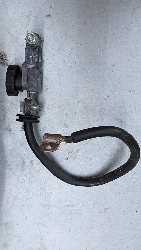 65 to 80 ROLLS ROYCE SILVER SHADOW  NEGATIVE GROUND BATTERY CABLE