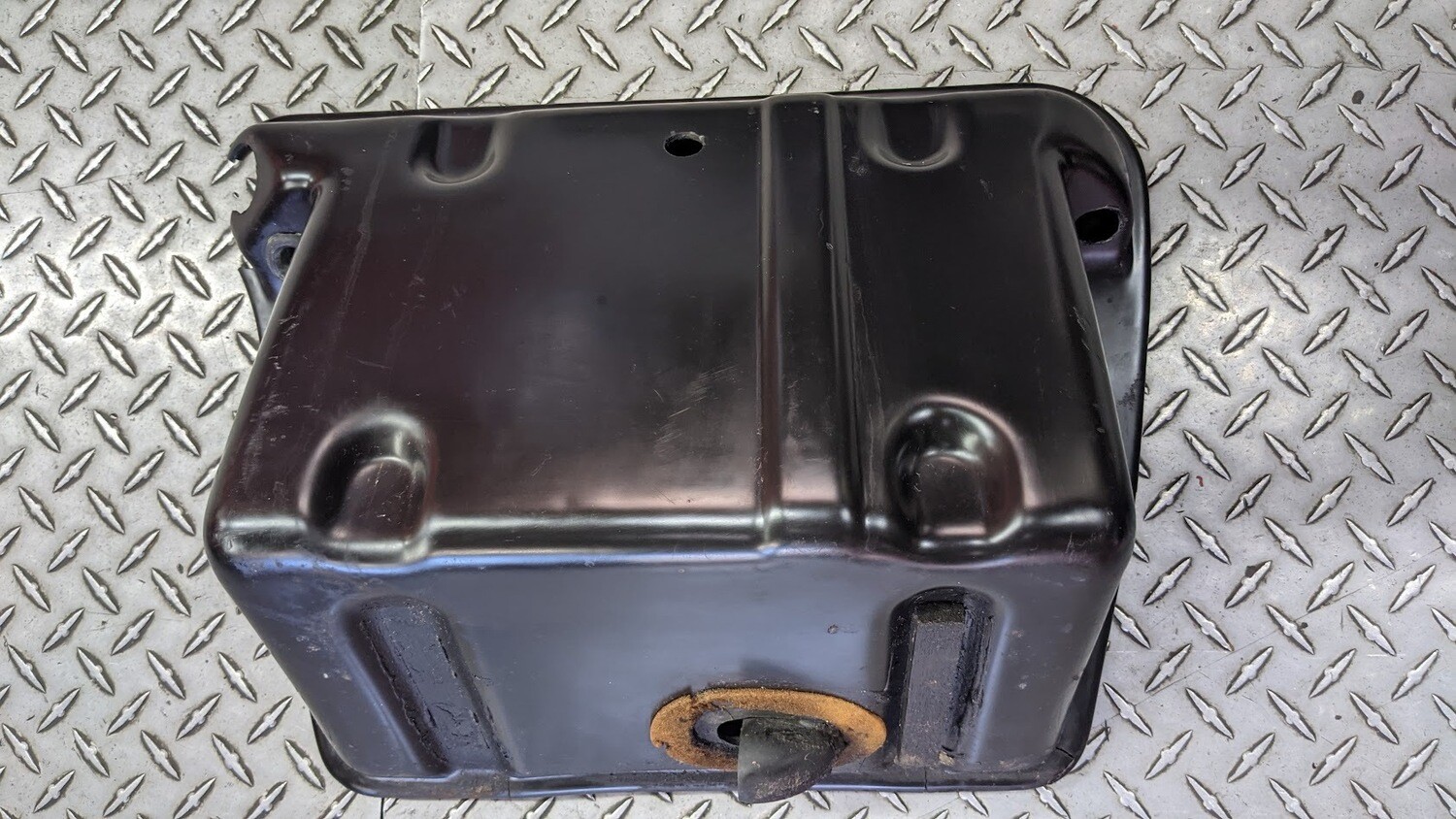 77 to 80 ROLLS ROYCE SILVER SHADOW  BATTERY BOX UD18461
