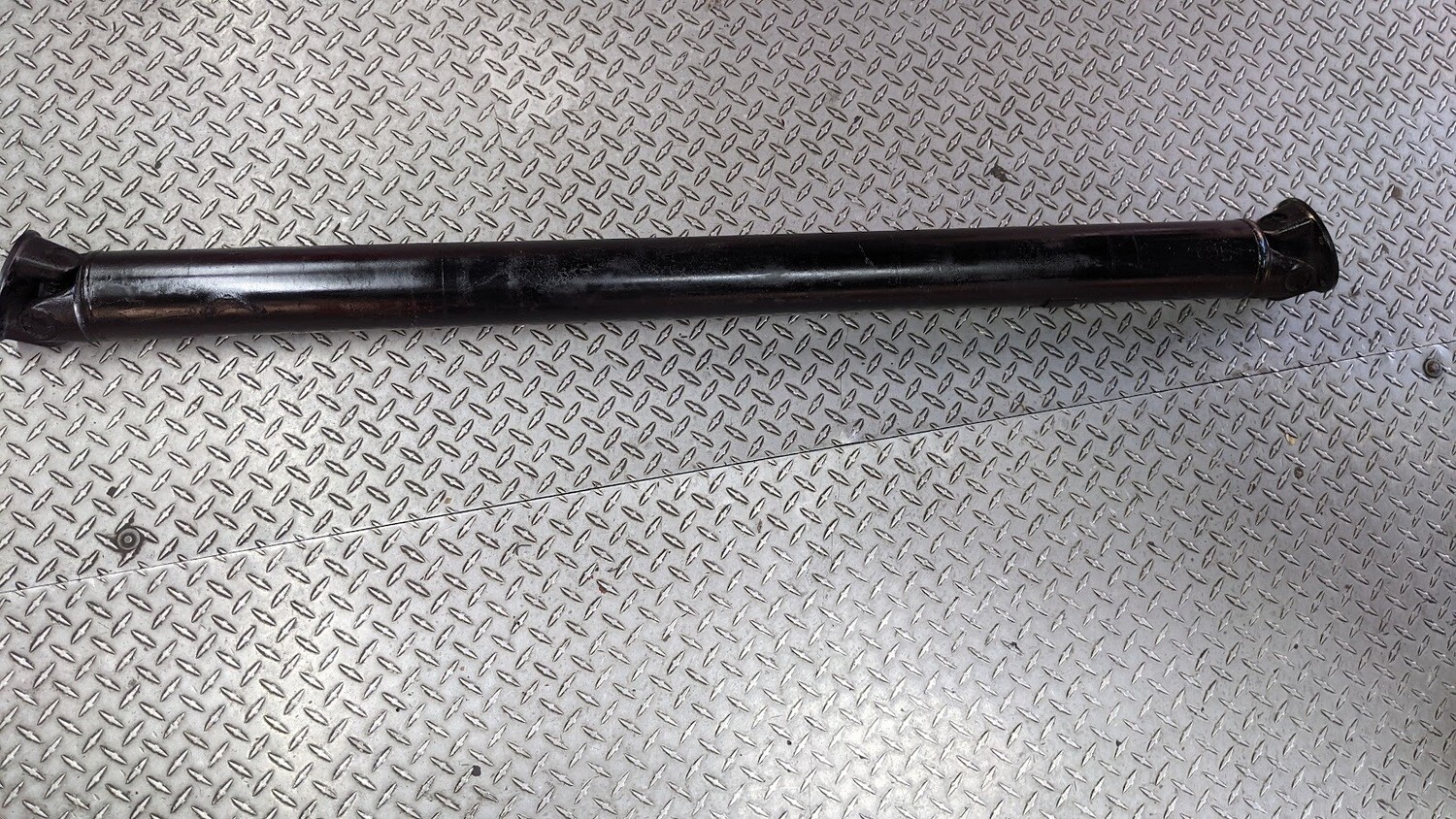 ROLLS ROYCE SILVER SHADOW PROPELER SHAFT UG12530